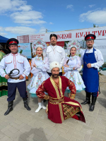 Семикаракорский колорит «Донские зори» покорил