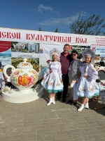 Семикаракорский колорит «Донские зори» покорил